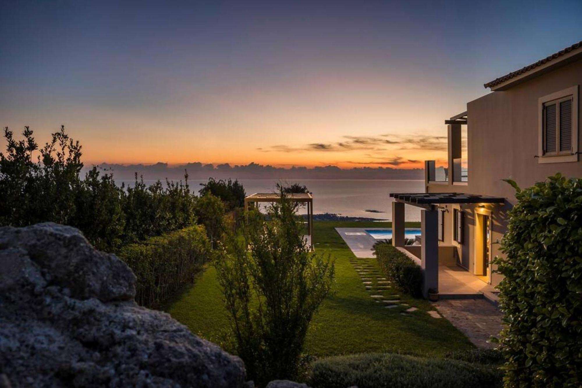 Grande Azzurro In Lakithra Villa Exteriör bild
