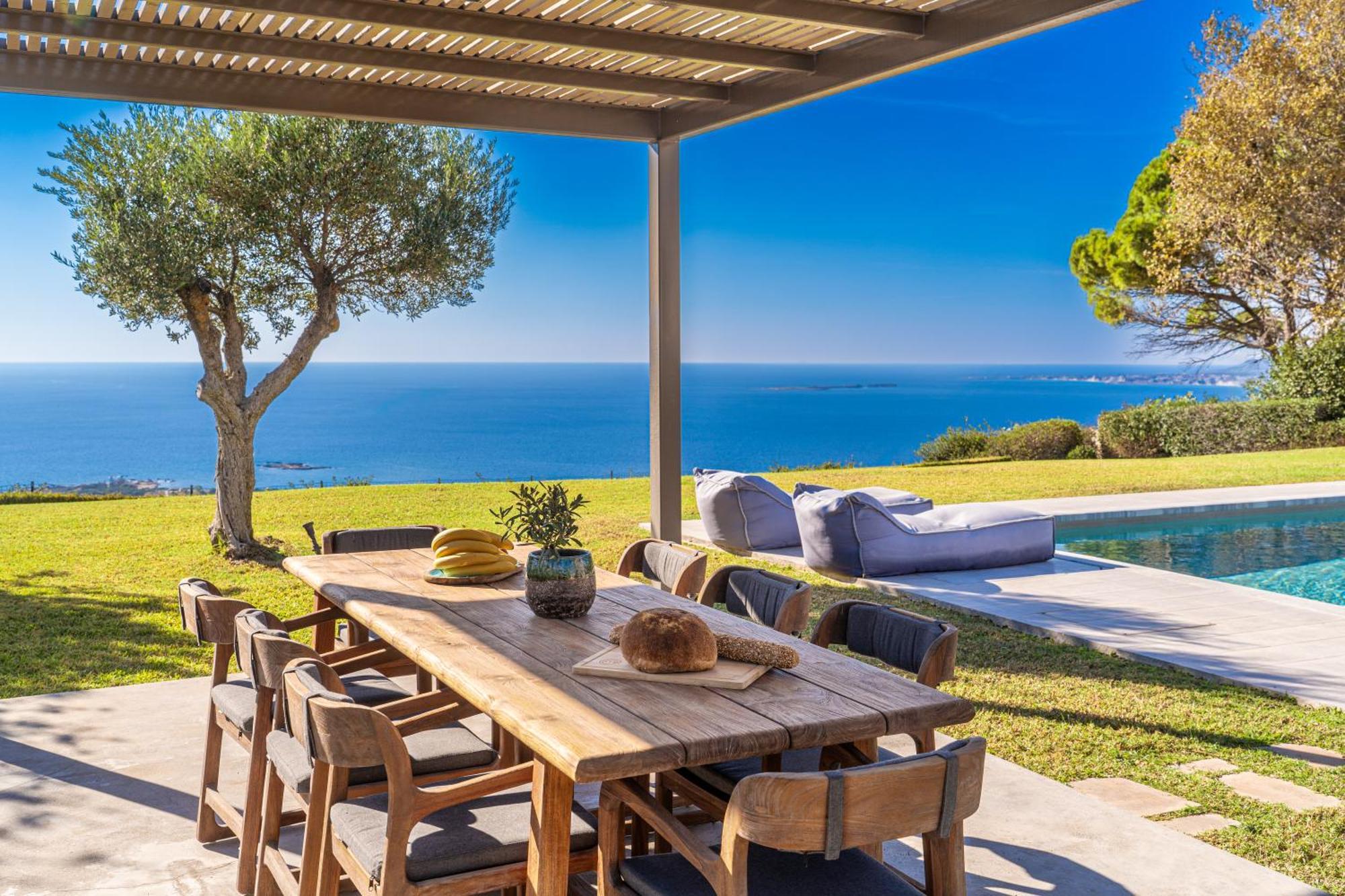 Grande Azzurro In Lakithra Villa Exteriör bild