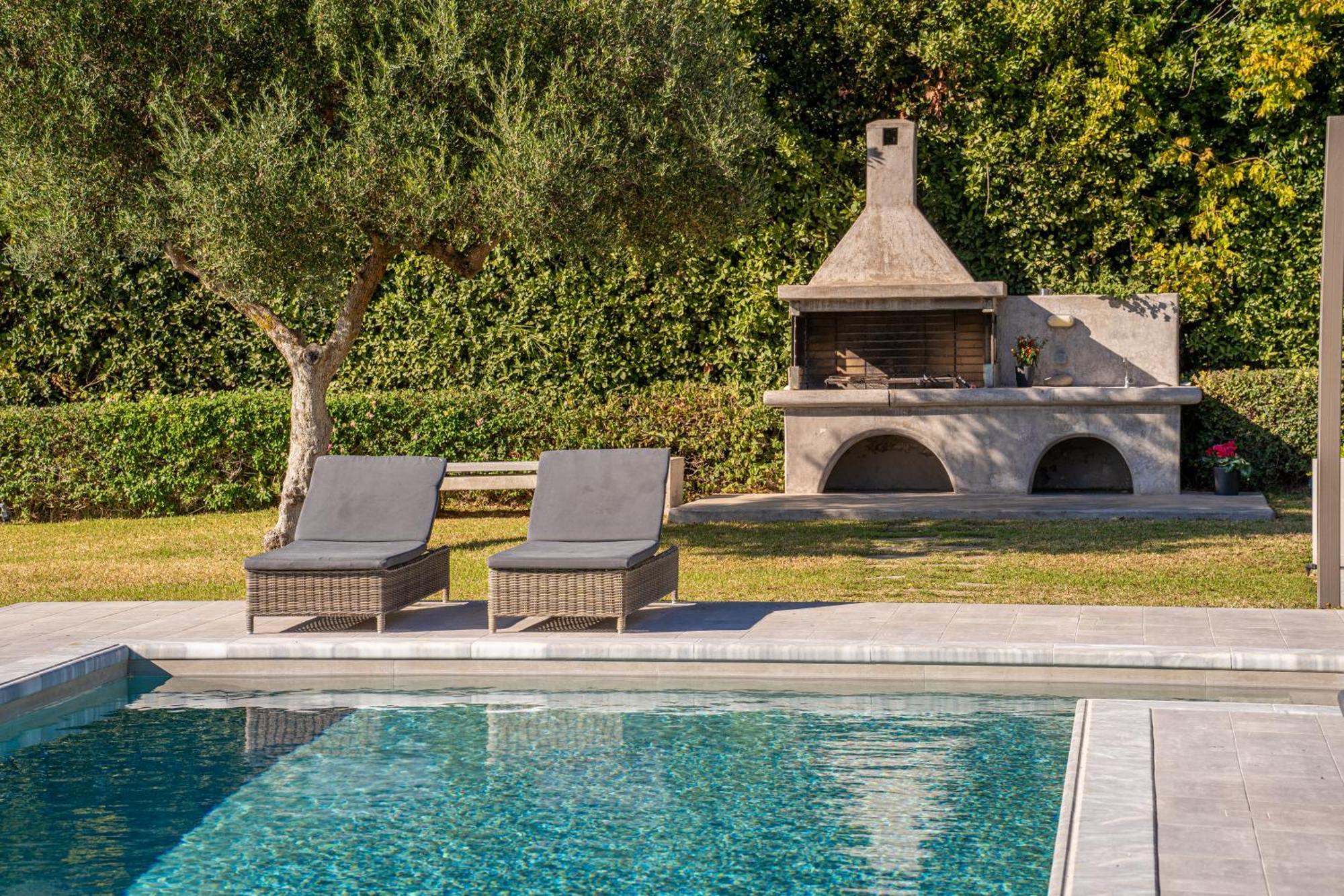 Grande Azzurro In Lakithra Villa Exteriör bild